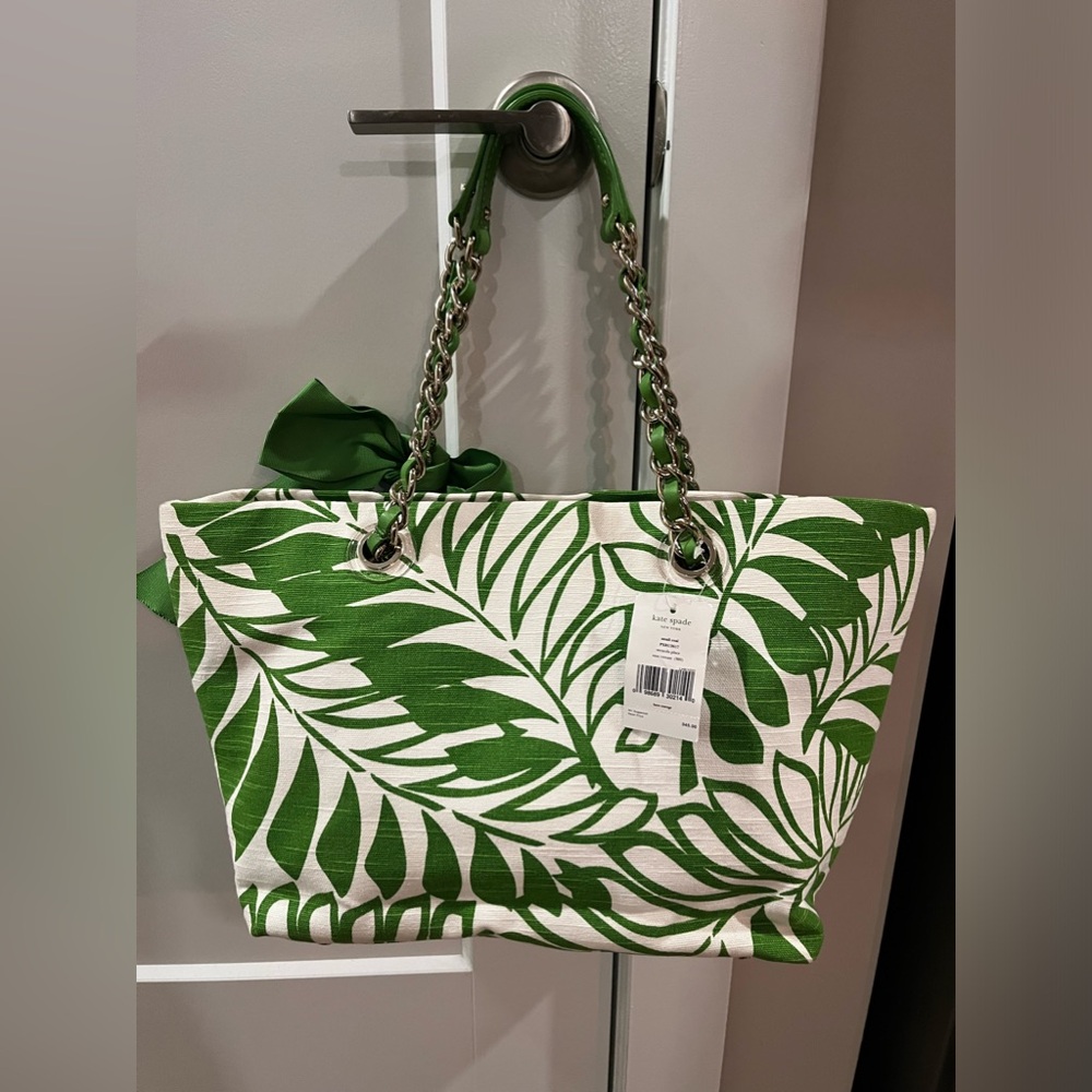 Kate Spade veranda place cream/green bag. NWT and dust bag
